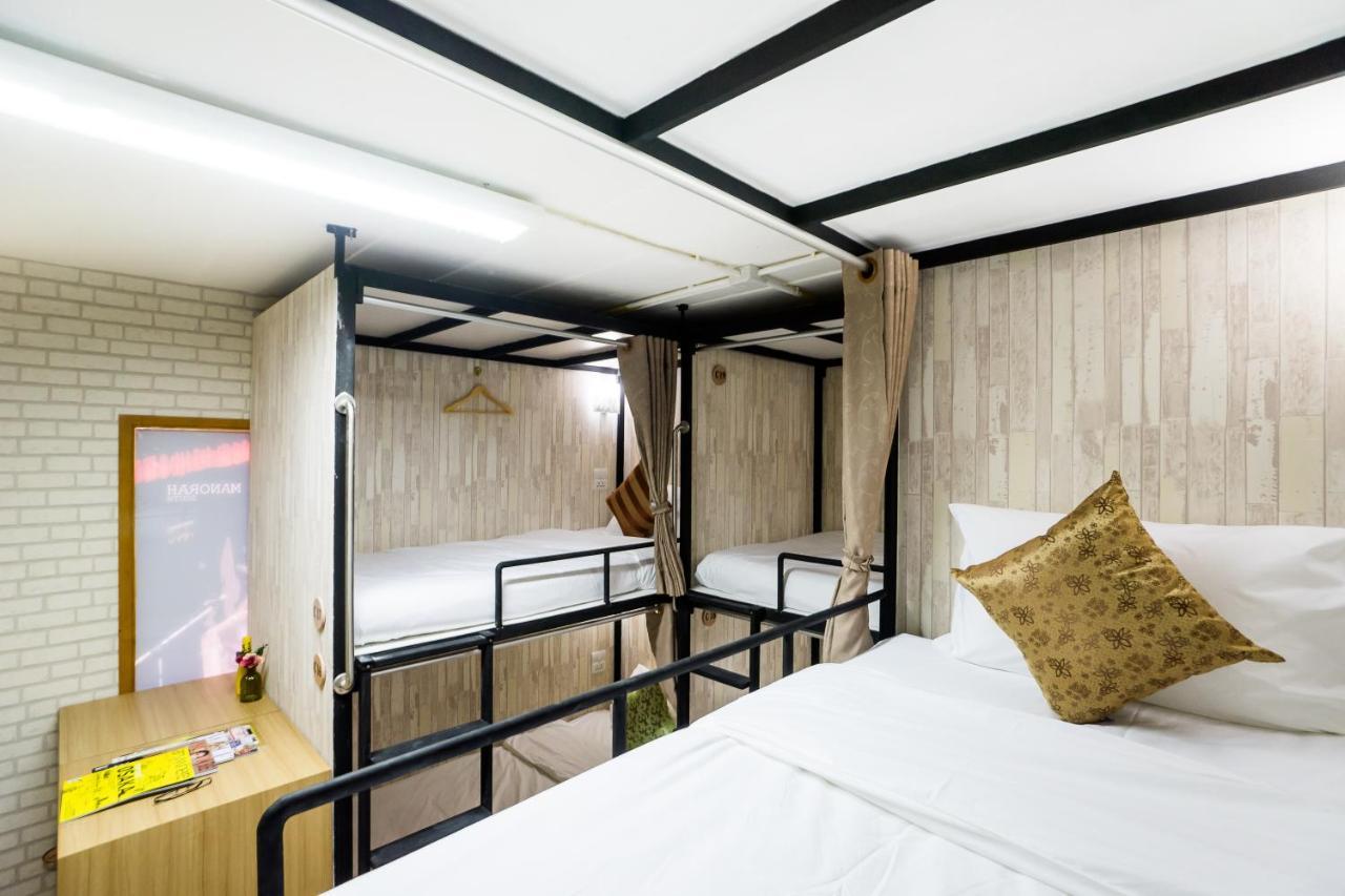 בנגקוק Hostel At Thonglor מראה חיצוני תמונה